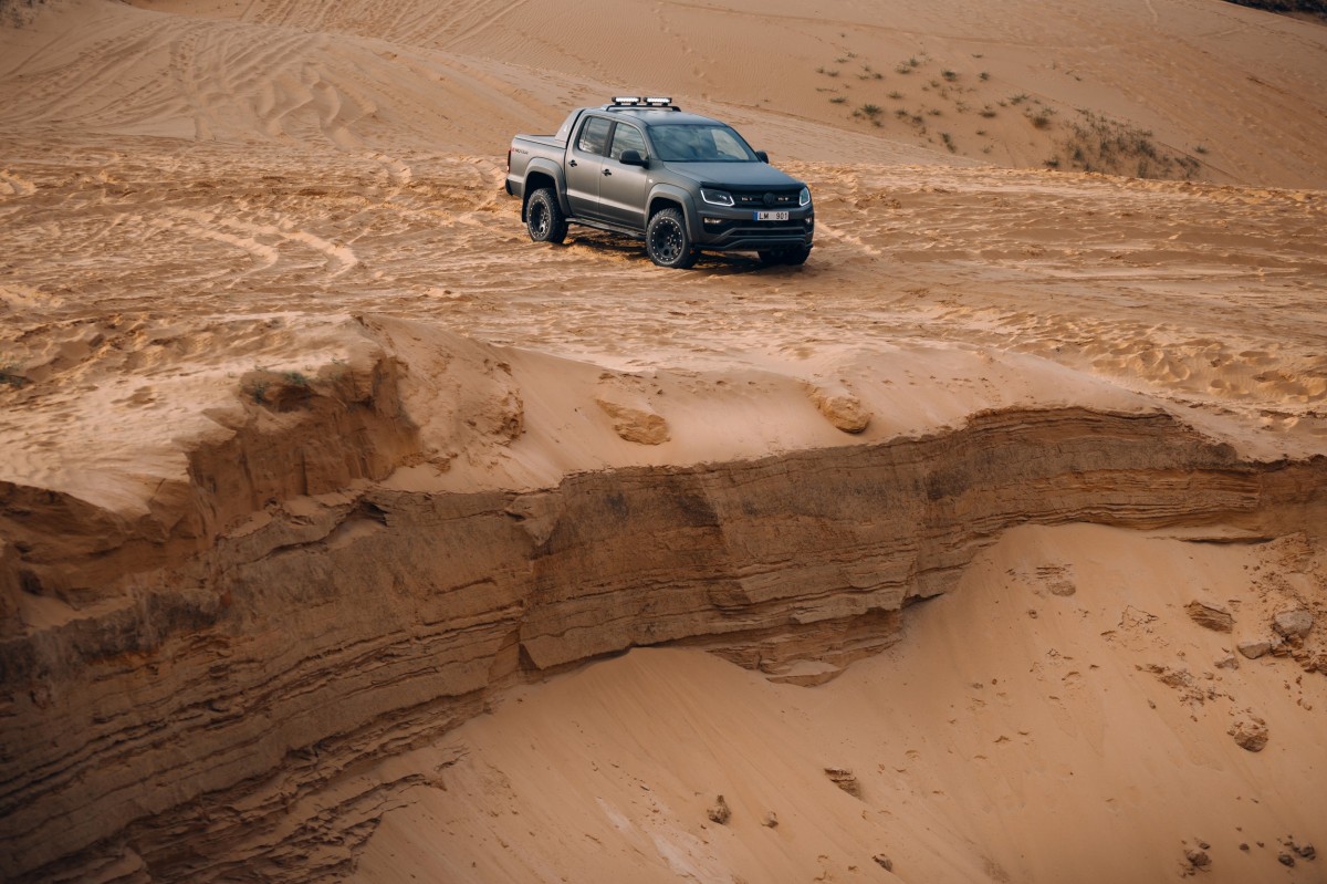 4X4 vehicle in desert